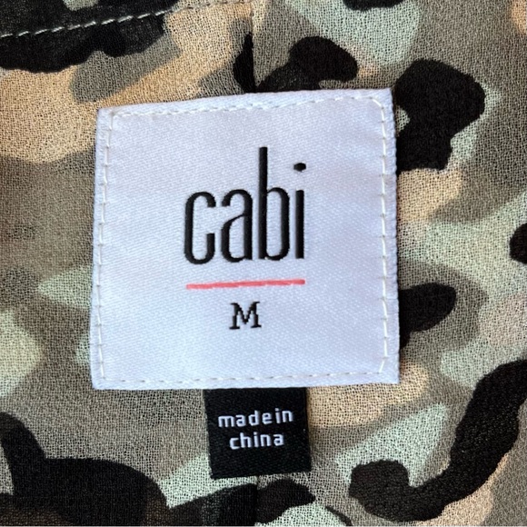 •CAbi• Tiered Off the Shoulder Blouse - Size Medium - Picture 3 of 11